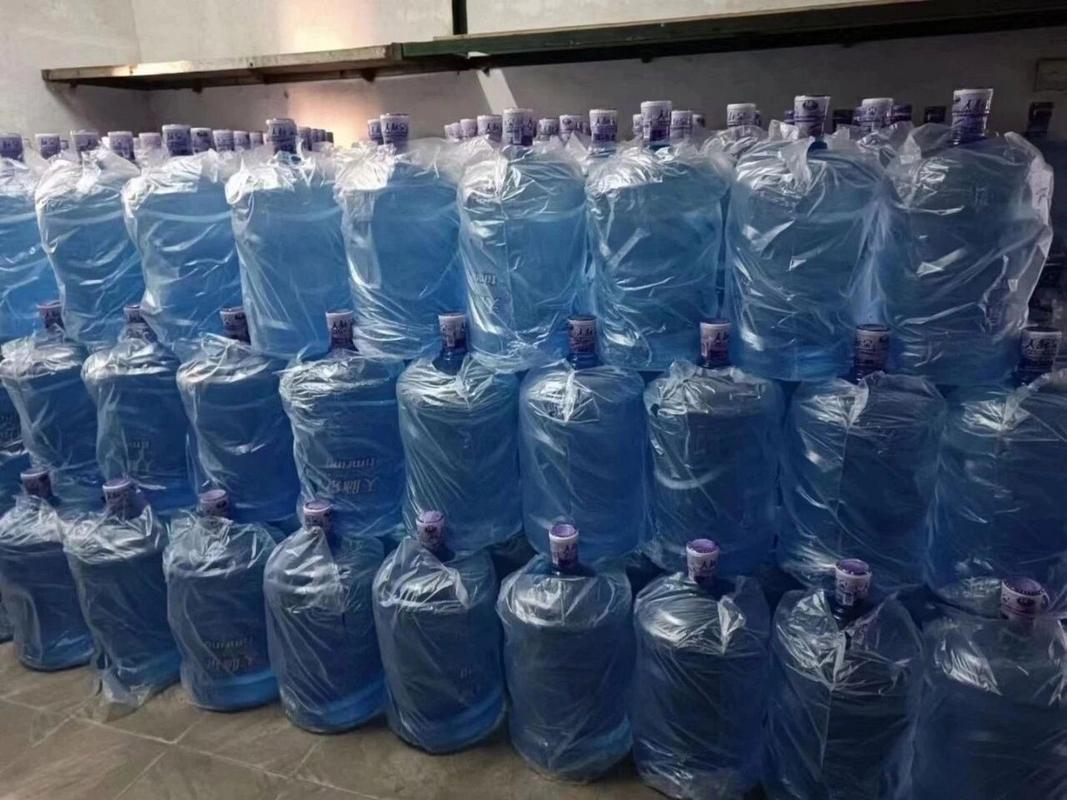 广州桶装水送水商城的相关图片