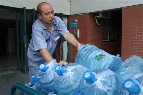 杭州滨江送桶装水的相关图片